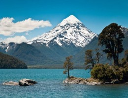 Lagos y Volcanes